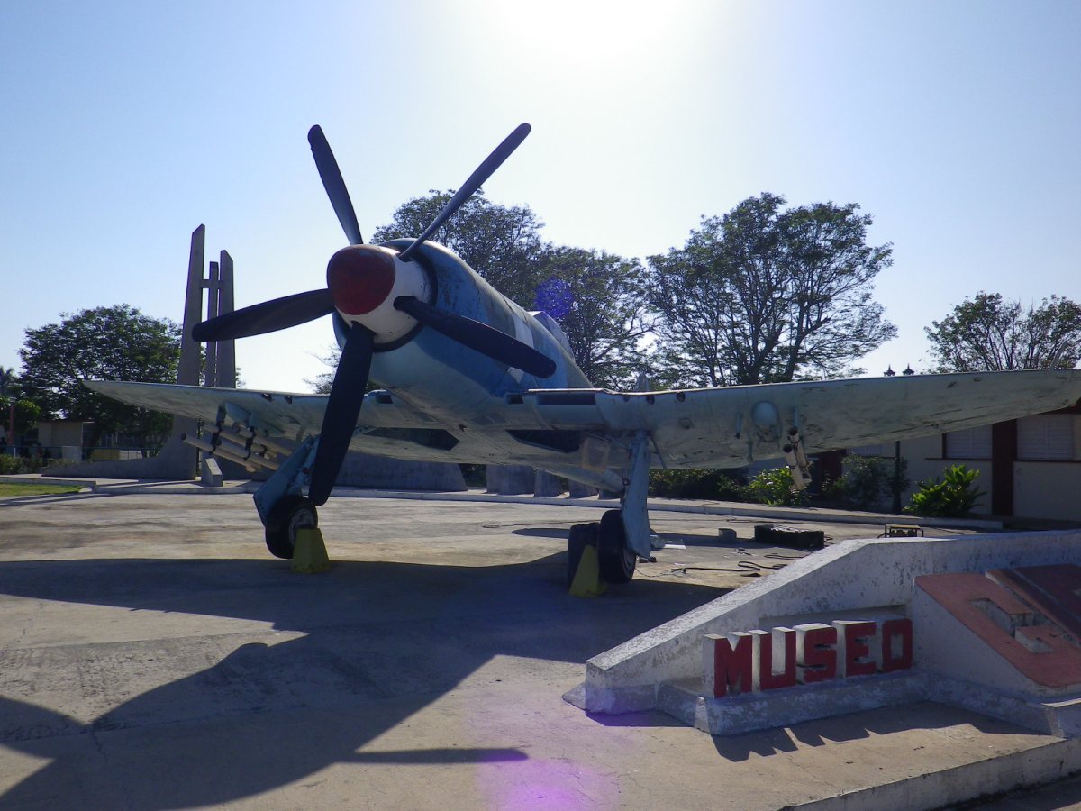Museum Playa Giron01.jpg